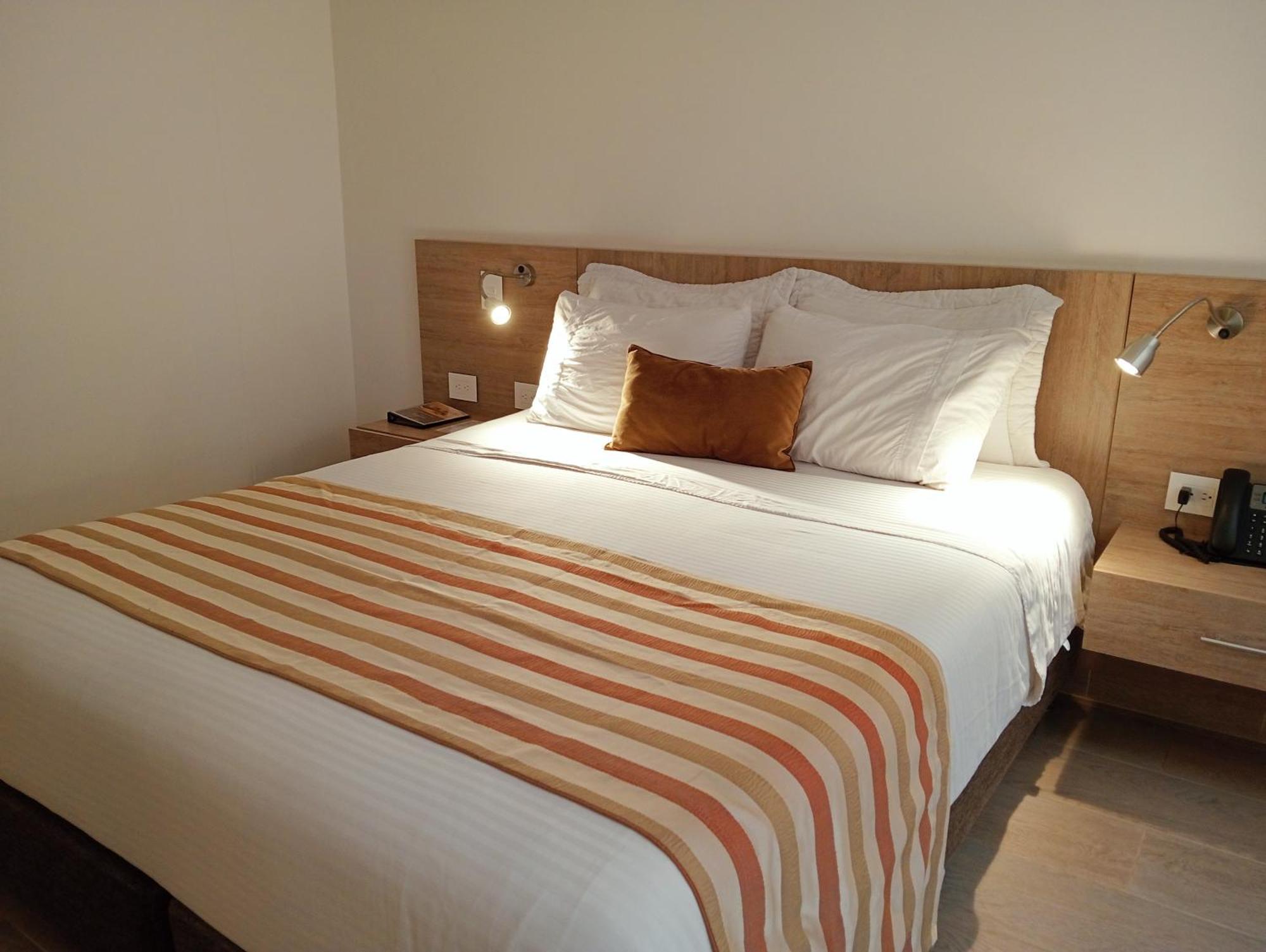 Hotel Lomas 10 Medellin By Dico Εξωτερικό φωτογραφία