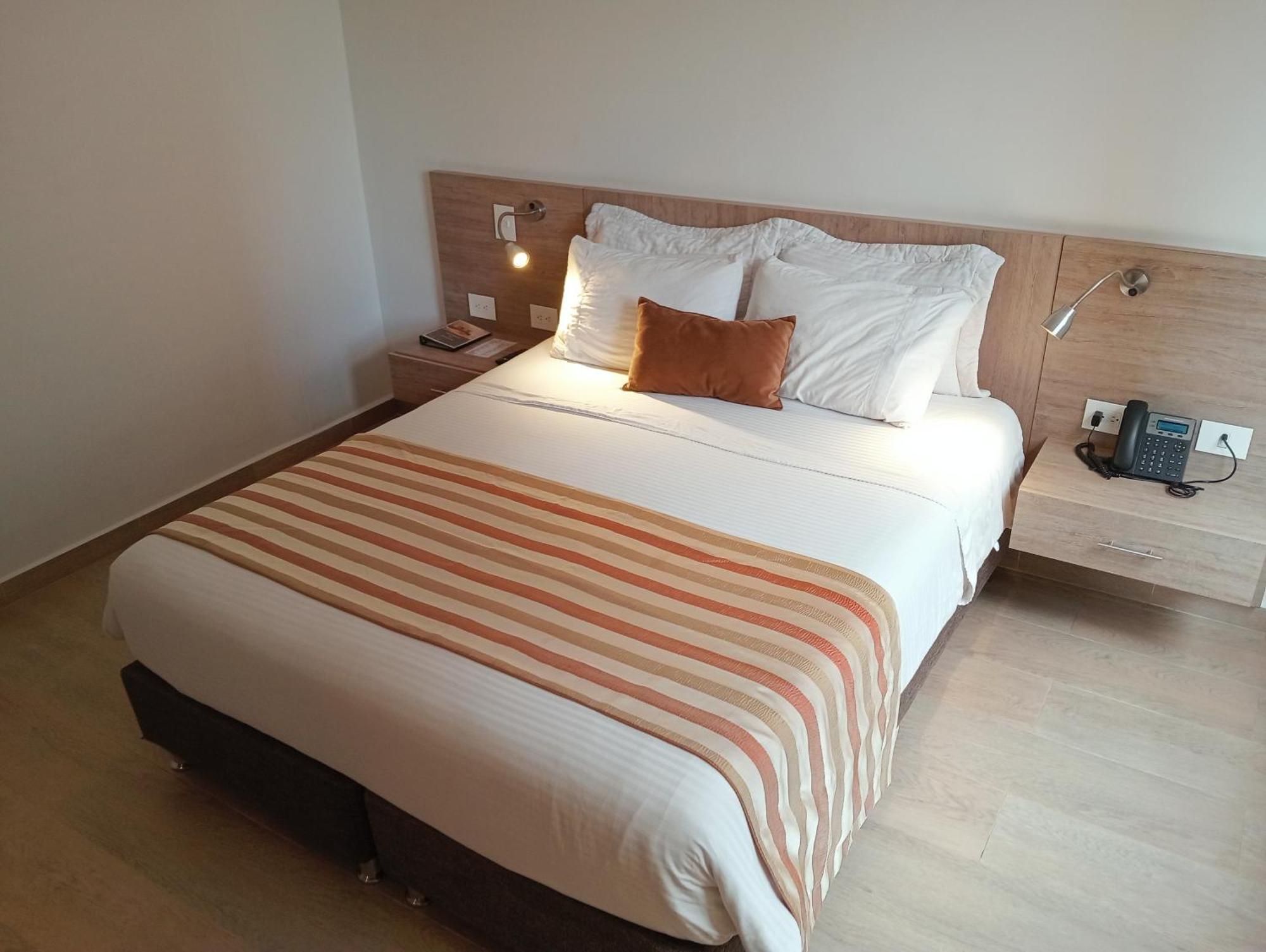 Hotel Lomas 10 Medellin By Dico Εξωτερικό φωτογραφία